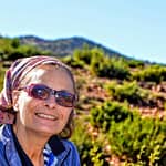 Paola, titolare di Viaggi Organizzati in Marocco sarl, durante uno dei suoi trekking sui monti nella periferia di Marrakech - Marocco