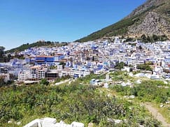 Escursione Fes a Chefchaouen proposta da Viaggi Organizzati in Marocco, per privati o gruppi.Il nome della città deriva dal berbero achawen,