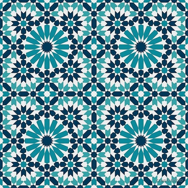 Marocco e zellij - mosaico i cui elementi o "tessere", sono pezzi di terracotta colorata