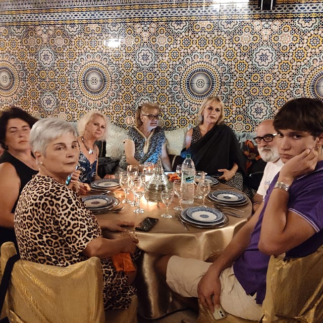 Ottima cena con piccolo spettacolo di danze e musiche tipiche in ristorante di Marrakech